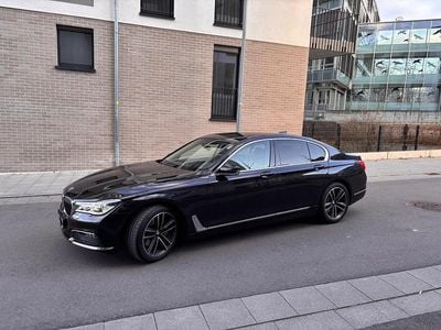 BMW 730