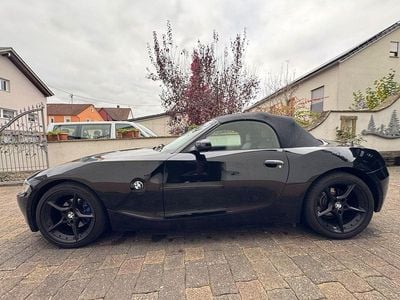 Gebraucht BMW Z4 Sport Line 170 PS (125 kW) 2005 Schwarz Cabrio