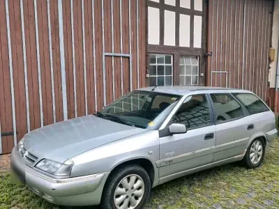 Gebraucht Citroën Xantia 112 PS (82 kW) 1999 Silber Kombi