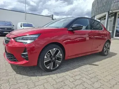 Gebraucht Opel Corsa-e Ultimate 100 kW (136 PS) 2022 Rot Kleinwagen