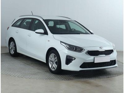 Gebraucht Kia Ceed 99 PS (72 kW) 2019 (wd) casa white s Kleinwagen