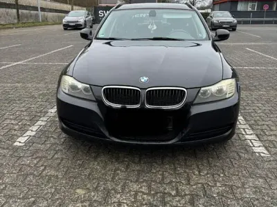 Begagnad BMW 316 Lifestyle 116 HK (85 kW) 2011 Svart Kombi