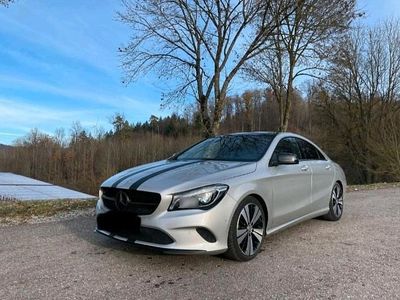 Gebraucht Mercedes CLA200 136 PS (100 kW) 2017 Silber Coupé
