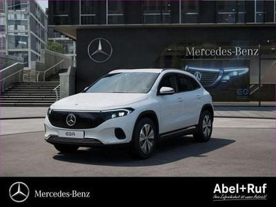 Mercedes EQA300