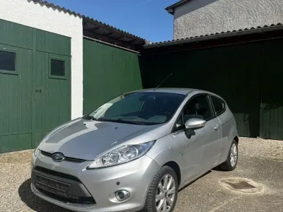 Brugt Ford Fiesta Trend 82 HK (60 kW) 2009 Sølv Hatchback