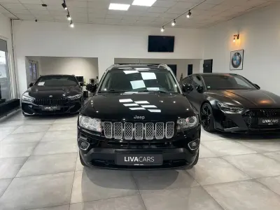 Gebraucht Jeep Compass Limited 170 PS (125 kW) 2016 Schwarz SUV