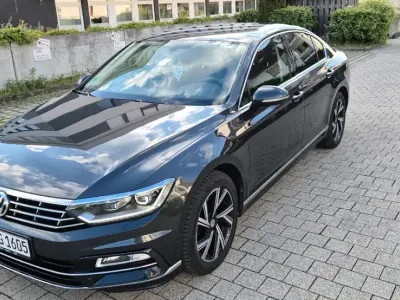Usata VW Passat Highline 190 CV (139 kW) 2019 Grigio Berlina
