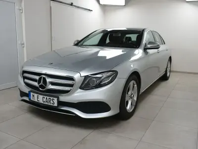 Gebraucht Mercedes E220 194 PS (142 kW) 2017 Silber Limousine