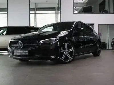 Gebraucht Mercedes CLA220 Shooting Brake AMG line 190 PS (139 kW) 2022 Schwarz Kombi