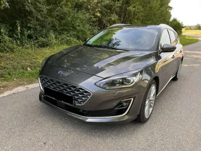 Gebraucht Ford Focus Vignale 182 PS (133 kW) 2019 Grau Kombi
