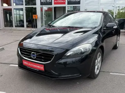 Gebraucht Volvo V40 You! 120 PS (88 kW) 2014 Schwarz Kombi