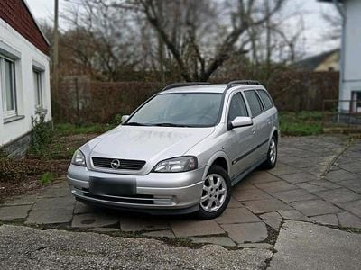 Gebraucht Opel Astra 84 PS (61 kW) 2004 Silber Kombi