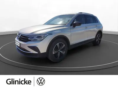 Gebraucht VW Tiguan Move 150 PS (110 kW) 2024 Silber SUV