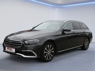 Gebraucht Mercedes E220 194 PS (142 kW) 2020 Grau Limousine