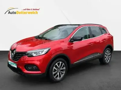 Gebraucht Renault Kadjar Black Edition 140 PS (102 kW) 2021 Rot SUV
