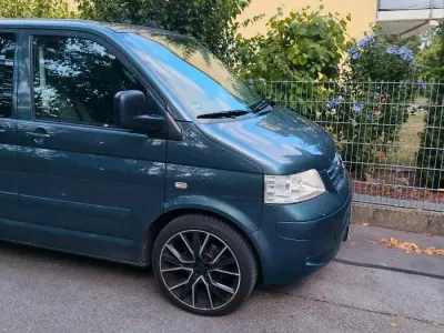 Gebraucht VW Multivan 174 PS (127 kW) 2007 Grau Van / Kleinbus