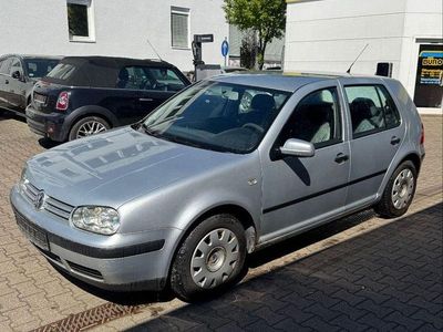 Usata VW Golf IV Edition 105 CV (77 kW) 2003 Argento Berlina