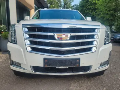 Gebraucht Cadillac Escalade 426 PS (313 kW) 2018 Weiß SUV