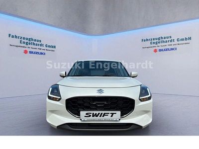 Nouă Suzuki Swift Comfort+ 83 CP (61 kW) 2025 Alb Hatchback