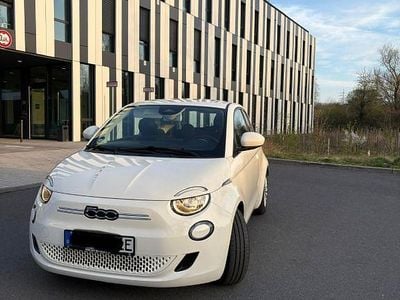 Gebraucht Fiat 500e 69 kW (95 PS) 2023 Weiß Limousine
