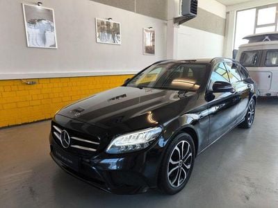 Usata Mercedes C300 245 CV (180 kW) 2019 Nero Berlina