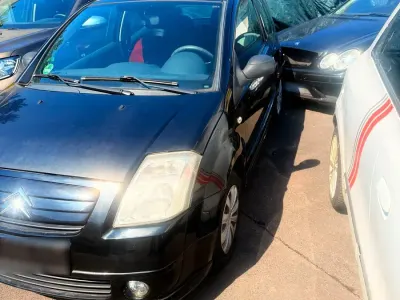 Gebraucht Citroën C2 60 PS (44 kW) 2008 Schwarz Kleinwagen