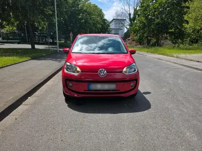 Gebraucht VW up! 68 PS (50 kW) 2013 Rot Kleinwagen