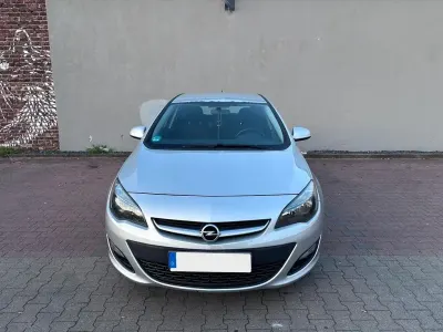 Brugt Opel Astra 110 HK (80 kW) 2014 Grå Sedan