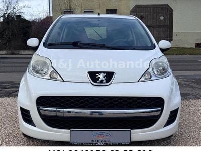 Gebraucht Peugeot 107 Filou 68 PS (50 kW) 2009 Weiß Kleinwagen