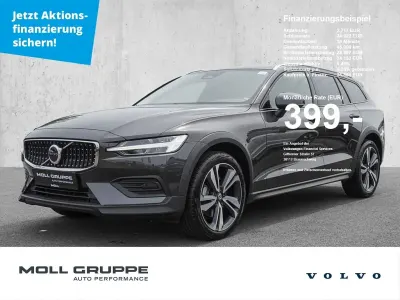 Gebraucht Volvo V60 CC Plus 197 PS (144 kW) 2024 Platinum grey / metallic Kombi