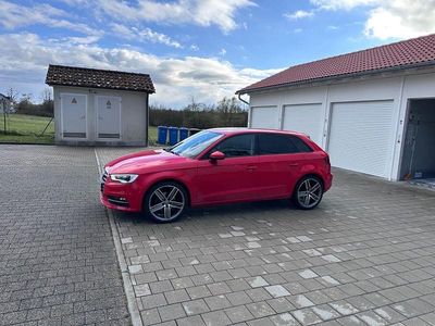Używany Audi A3 110 KM (80 kW) 2014 Czerwony Sedan/Limuzyna