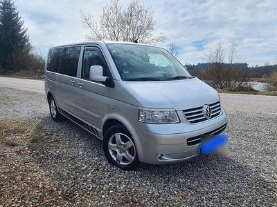 Gebraucht VW Multivan 174 PS (127 kW) 2008 Silber Van