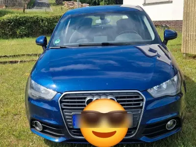 Gebraucht Audi A1 Ambition 86 PS (63 kW) 2011 Blau Kleinwagen