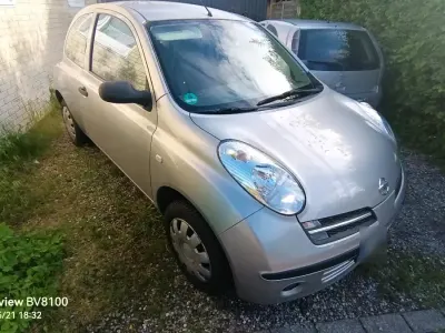 Gebraucht Nissan Micra 65 PS (47 kW) 2005 Silber Kleinwagen