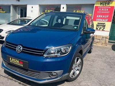 Usado VW Touran Cross 105 HP (77 kW) 2011 Azul Monovolume