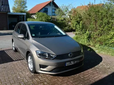 Occasion VW Golf Sportsvan Comfortline 125 ch (91 kW) 2014 Marron Monospace