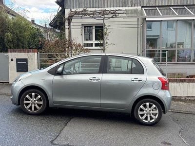 Gebraucht Toyota Yaris Team 87 PS (63 kW) 2008 Silber Kleinwagen