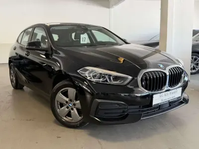 Gebraucht BMW 118 Advantage 136 PS (100 kW) 2022 Schwarz Kleinwagen