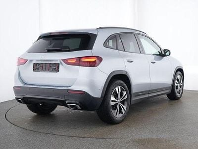 Mercedes GLA180