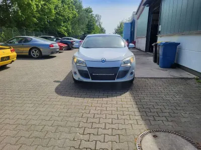 Usata Renault Mégane Coupé 110 CV (80 kW) 2009 Bianco Coupé