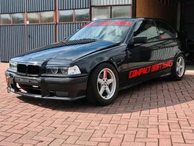 Gebraucht BMW 328 210 PS (154 kW) 1996 Schwarz Coupé