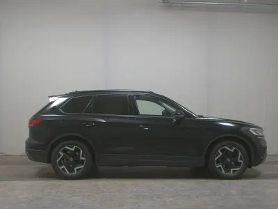 Usata VW Touareg 231 CV (169 kW) 2024 Nero SUV