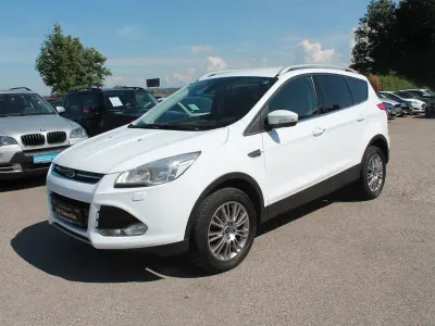 Gebraucht Ford Kuga 140 PS (102 kW) 2013 Weiß SUV