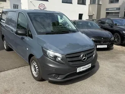 Gebraucht Mercedes Vito 102 PS (75 kW) 2020 Blau Van