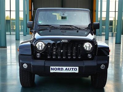Second-hand Jeep Wrangler Sahara 200 CP (147 kW) 2013 Negru SUV