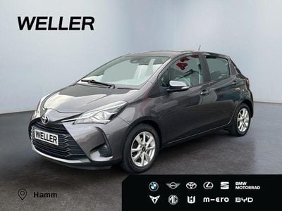Gebraucht Toyota Yaris Comfort 69 PS (50 kW) 2017 Grau Kleinwagen