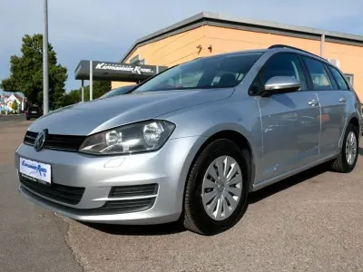 Gebraucht VW Golf VII Trendline 110 PS (80 kW) 2015 Silber Kombi