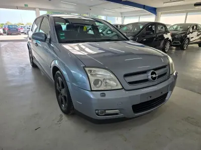 Second-hand Opel Signum 155 CP (114 kW) 2004 Gri Hatchback