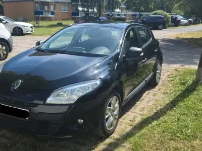 Gebraucht Renault Mégane III 101 PS (74 kW) 2011 Schwarz Limousine