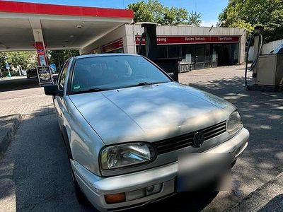 VW Golf III